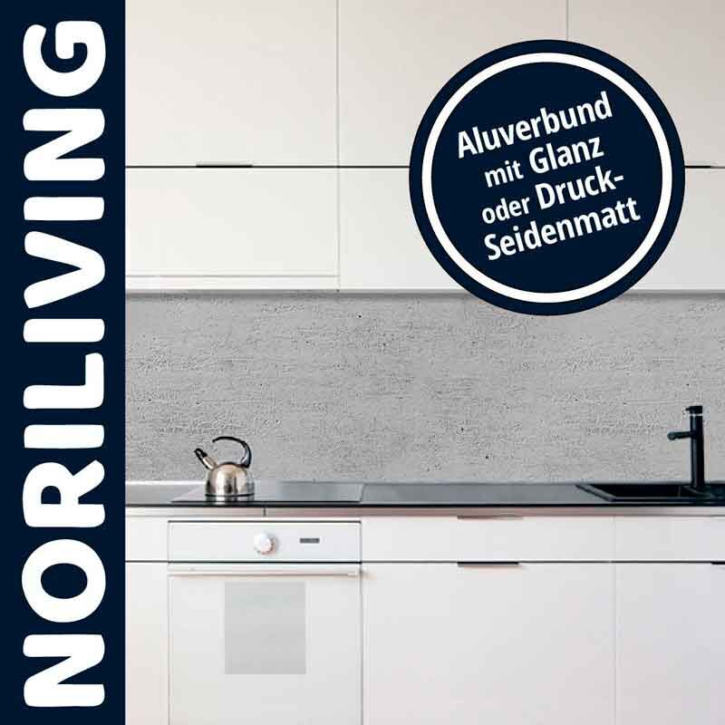 Küchenansicht mit Aluverbund Rückwand in Glanz oder Druck-Seidenmatt von NORILIVING
