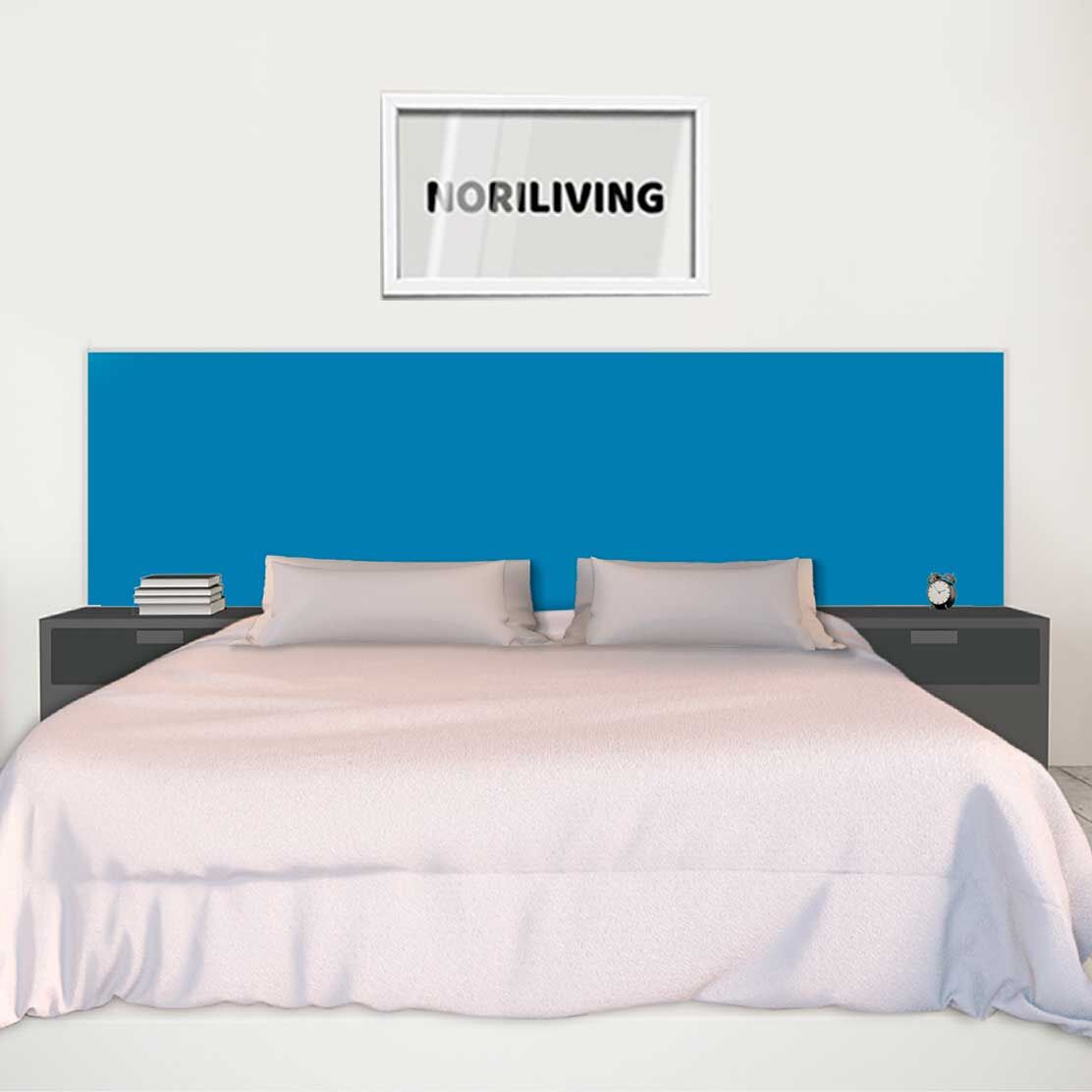im Schlafzimmer eingebaute Bettrückwand mit Motiv Unifarbe Blau 2332