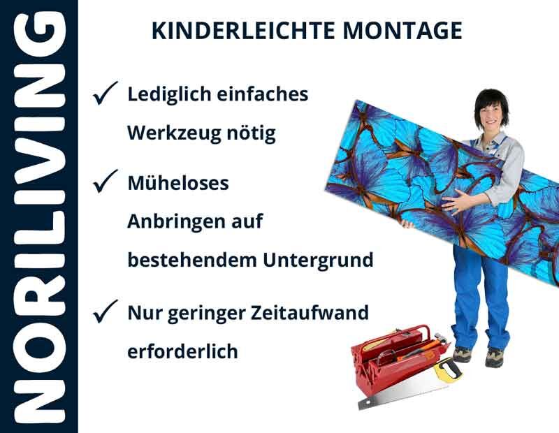 Person hält Wandpaneel mit Schmetterlingsmotiv, Montage leicht, geringes Werkzeug notwendig