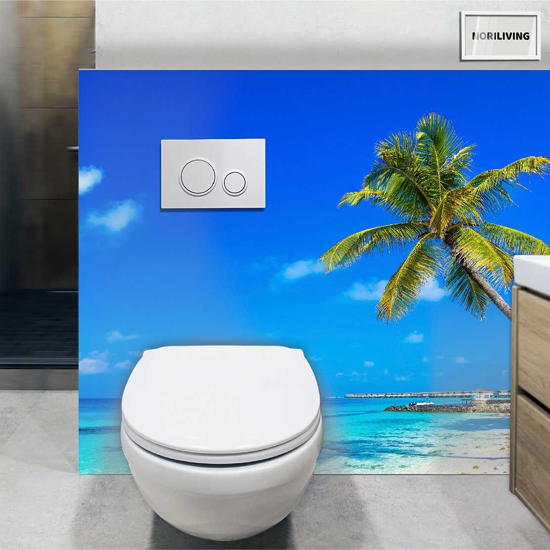 im WC eingebaute Toilettenrückwand mit Motiv tropischer Strand mit einzelner Palme 421