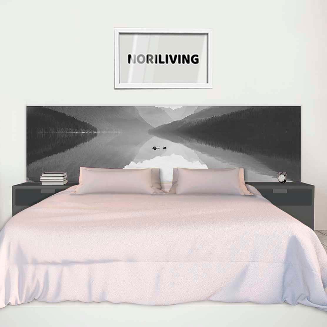 im Schlafzimmer eingebaute Bettrückwand mit Motiv Glacier-Nationalpark 978 schwarz-weiß