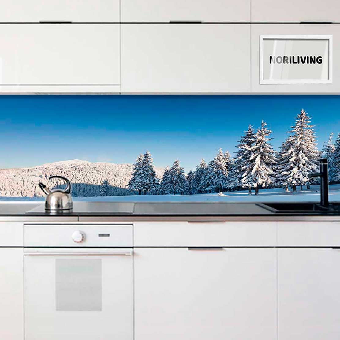 in der Küche eingebaute Küchenrückwand Profiline mit Motiv Wald im Winter 543