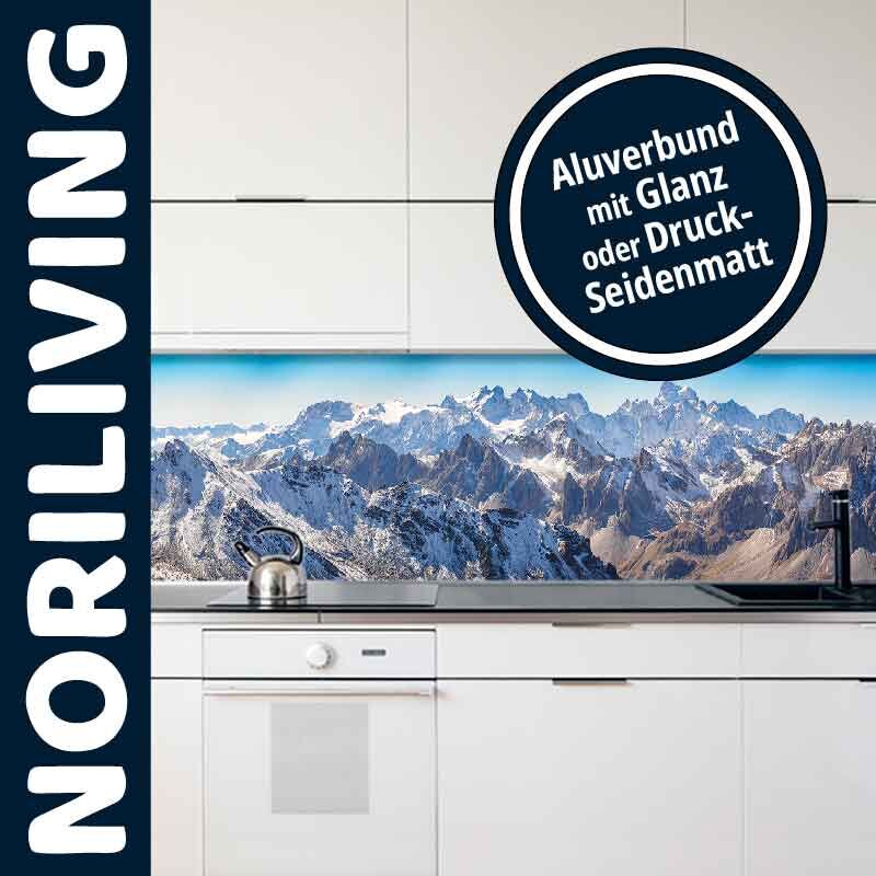 Moderne Küche mit Gebirgslandschaft als Rückwand aus Aluverbund in Glanz oder Druck-Seidenmatt