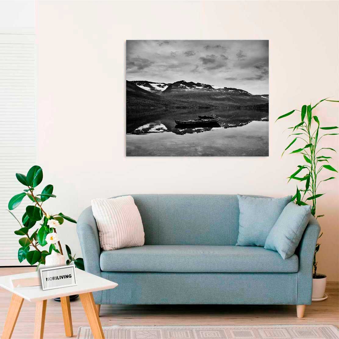 Wandbild über dem Sofa mit Motiv Gebirgssee in Norwegen 301 schwarz-weiß