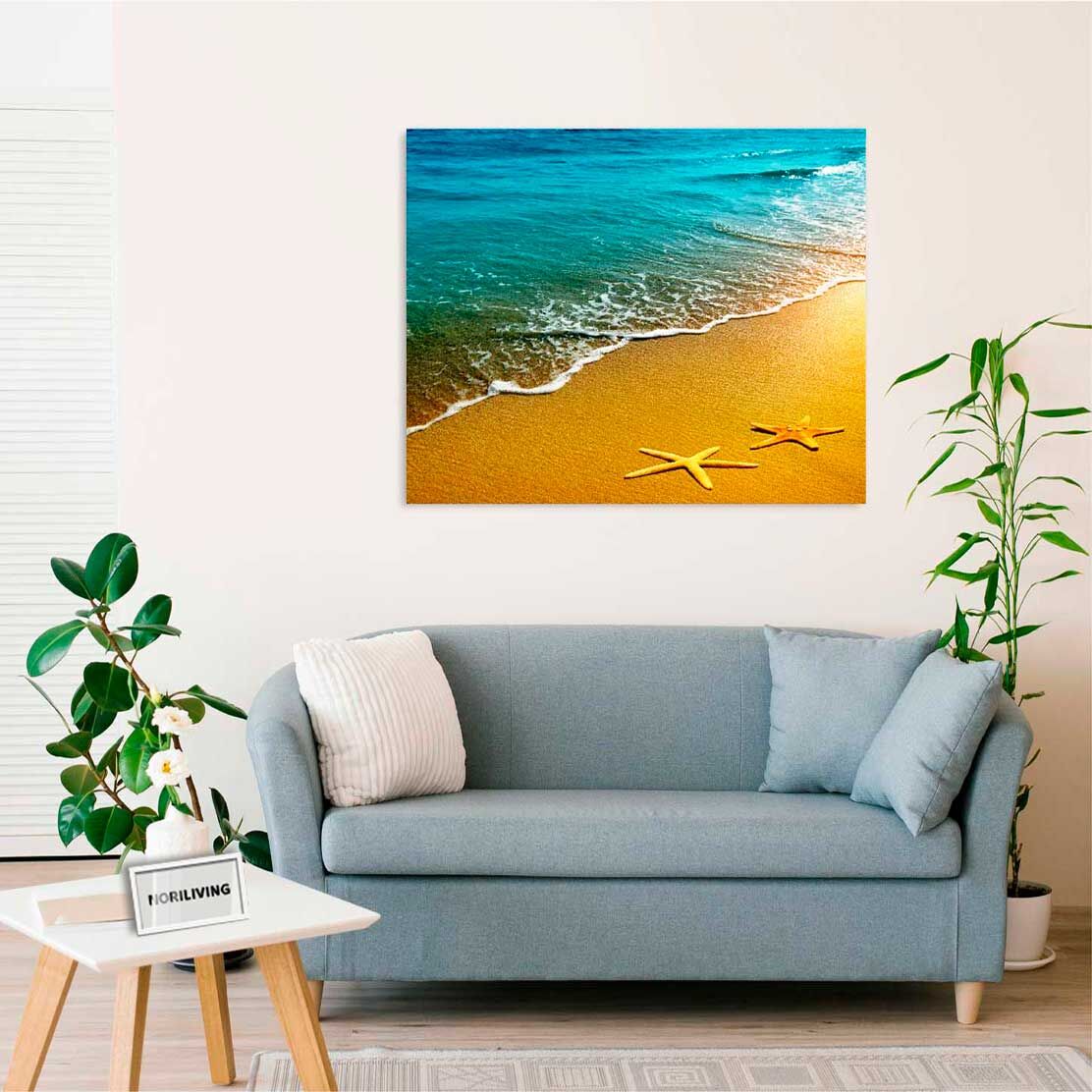 Wandbild über dem Sofa mit Motiv Seesterne am Strand 077