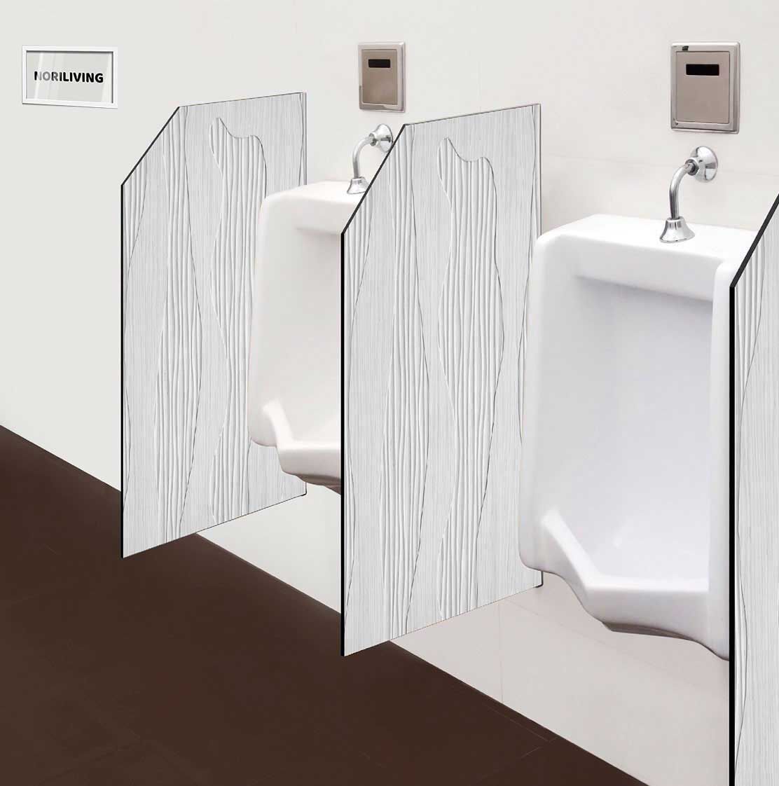 in der Toilette eingebaute Schamwand mit Motiv Holz mit Struktur beige 576 schwarz-weiß