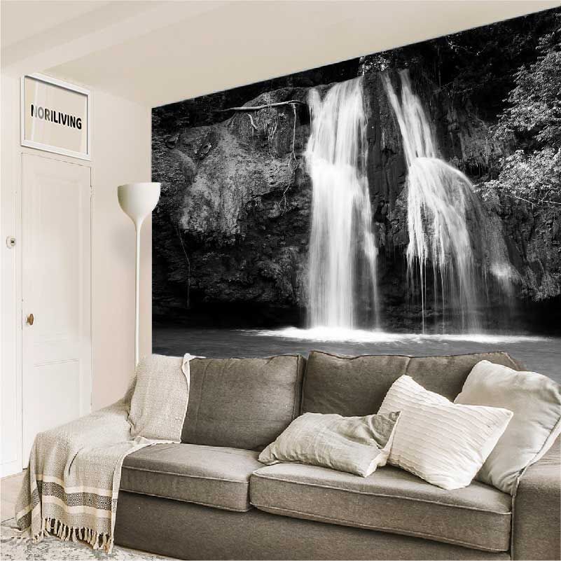 im Wohnzimmer eingebaute Wohnzimmerrückwand mit Motiv Wasserfall 648 schwarz-weiß