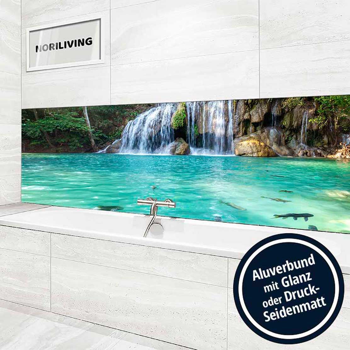 Ansicht des Badrückwand-Motivs Wasserfall mit Pool 512 Höhe zentriert