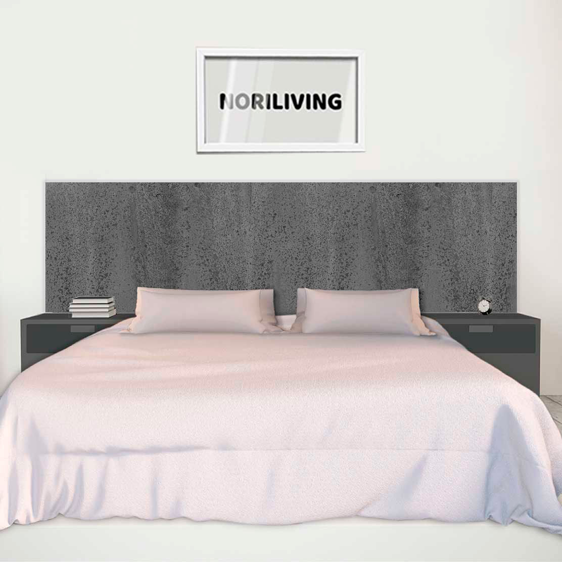 im Schlafzimmer eingebaute Bettrückwand mit Motiv Natur - Beton mittelgrau 913b schwarz-weiß