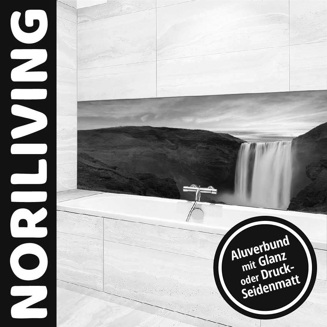 Hochwertiges Bad mit Noriliving Wandbild, zeigt einen Wasserfall auf Aluverbund im Glanz- oder Seidenmattdruck. Perfekt für moderne Innenausstattung.