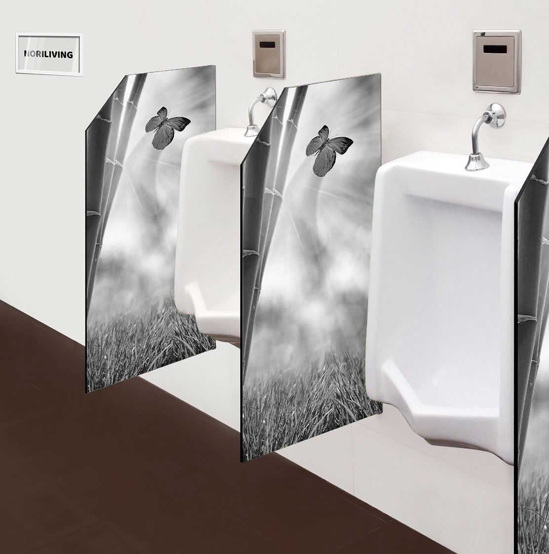 in der Toilette eingebaute Schamwand mit Motiv Wiese mit Bambus und Schmetterling 461 schwarz-weiß