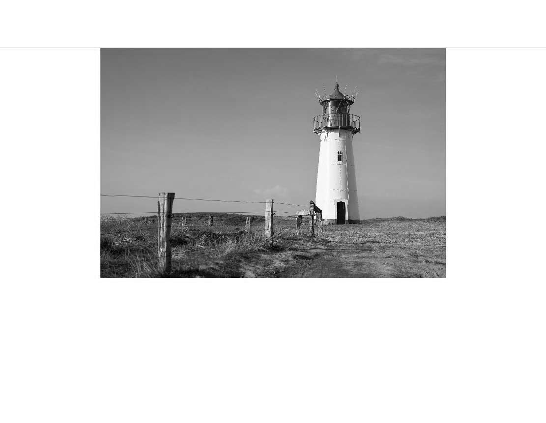 Ansicht des Duschrückwand-Motivs Leuchtturm auf Sylt Nordsee 077 schwarz-weiß